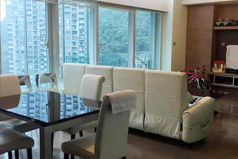 4 bedroom apartment - The Legend, 23 Tai Hang Drive, Island East