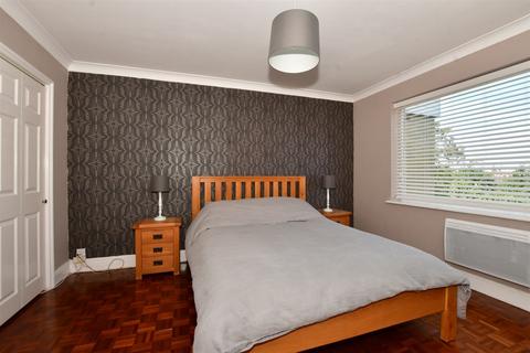 2 bedroom flat for sale, Ross Road, Wallington, Surrey