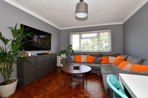 2 bedroom flat for sale, Ross Road, Wallington, Surrey