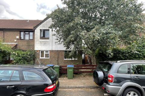 7 Avocet Mews, London, SE28 0DA