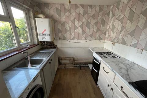7 Avocet Mews, London, SE28 0DA
