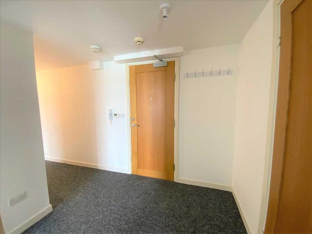 L Shaped Entrance