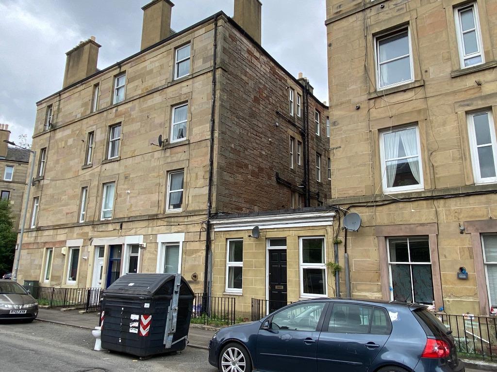 Wardlaw Terrace, Edinburgh, EH11 2 bed flat £1,100 pcm (£254 pw)
