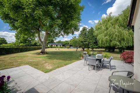 Highlands Bartholomew Green, Great Leighs, Chelmsford, CM3 1QG