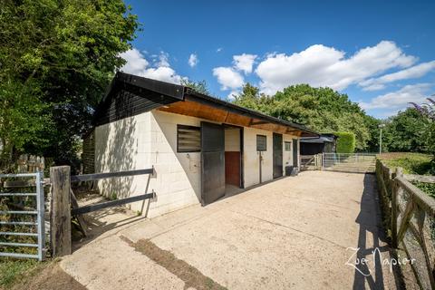 Highlands Bartholomew Green, Great Leighs, Chelmsford, CM3 1QG