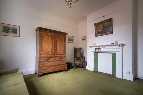 83 Leckhampton Road, Cheltenham, GL53 0BS