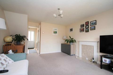 2 bedroom house to rent, Foudry Close