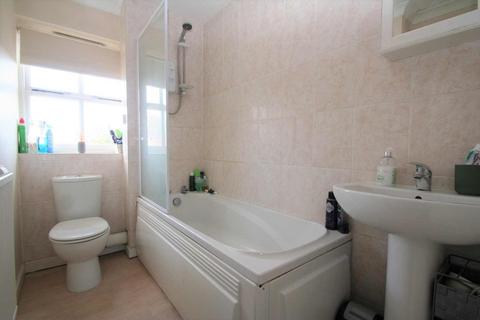 2 bedroom house to rent, Foudry Close