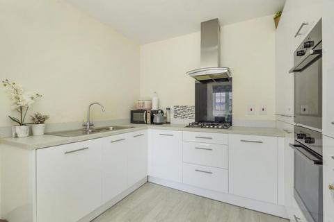 4 bedroom end of terrace house for sale, Banbury,  Oxfordshire,  OX16