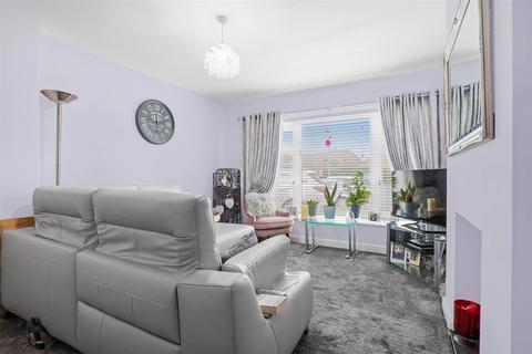 2 bedroom semi-detached house for sale - Masters Close, Evesham