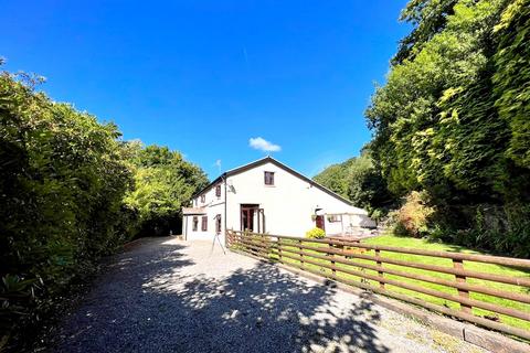 4 bedroom detached house for sale, Lonlas, Neath, Neath Port Talbot. SA10 6SD