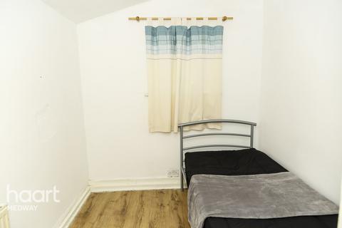 4 bedroom terraced house for sale - Ordnance Street, Chatham