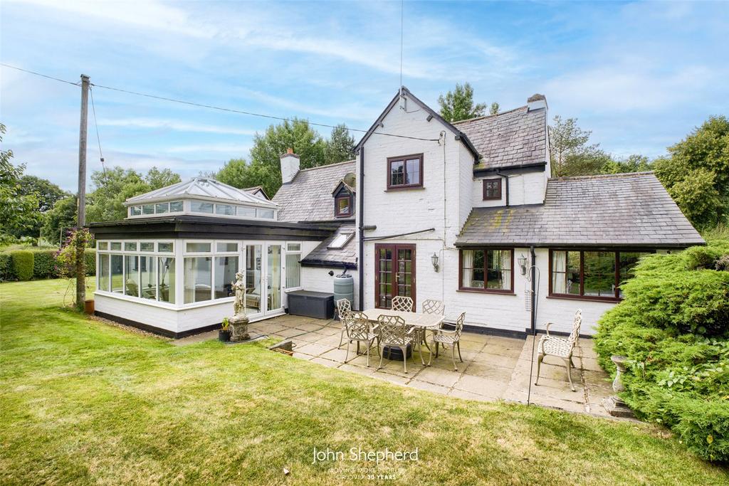 Lodge Green Lane, Meriden, Coventry... 4 bed detached house £685,000