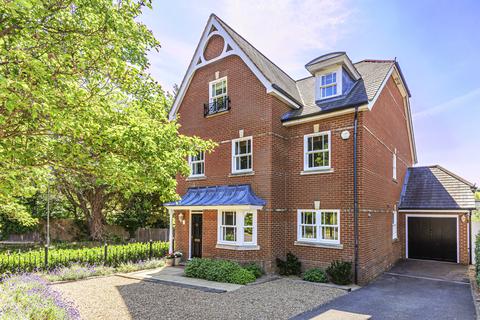 11 Lancaster Avenue, Guildford, GU1 3JR