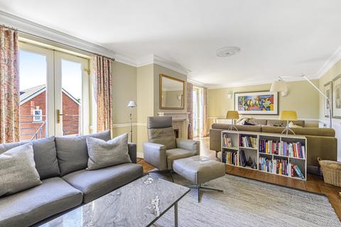 11 Lancaster Avenue, Guildford, GU1 3JR