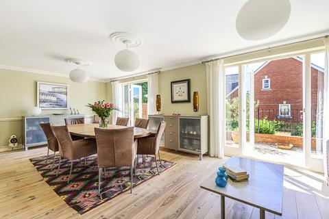 11 Lancaster Avenue, Guildford, GU1 3JR