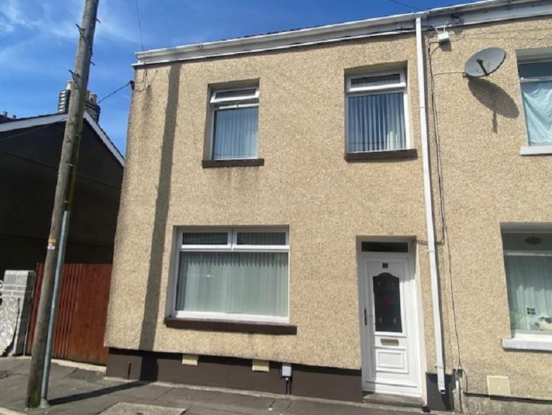 Brookdale Street, Neath, Neath Port... 3 bed end of terrace house £