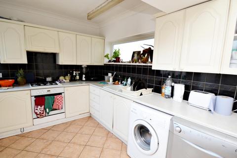 7 Grantham Road, Bournemouth, BH1 4NW