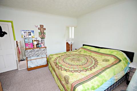 7 Grantham Road, Bournemouth, BH1 4NW