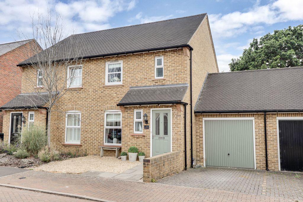 Chilworth Way, Sherfield Park, Basingstoke RG27 0FD 2 bed semidetached