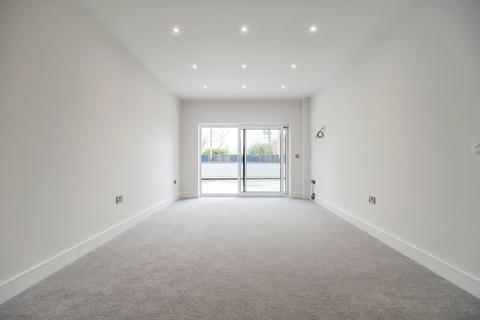 2 bedroom apartment for sale, Beech Road, Benfleet, SS7