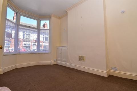 3 bedroom terraced house to rent - Wolverton Road, Leicester