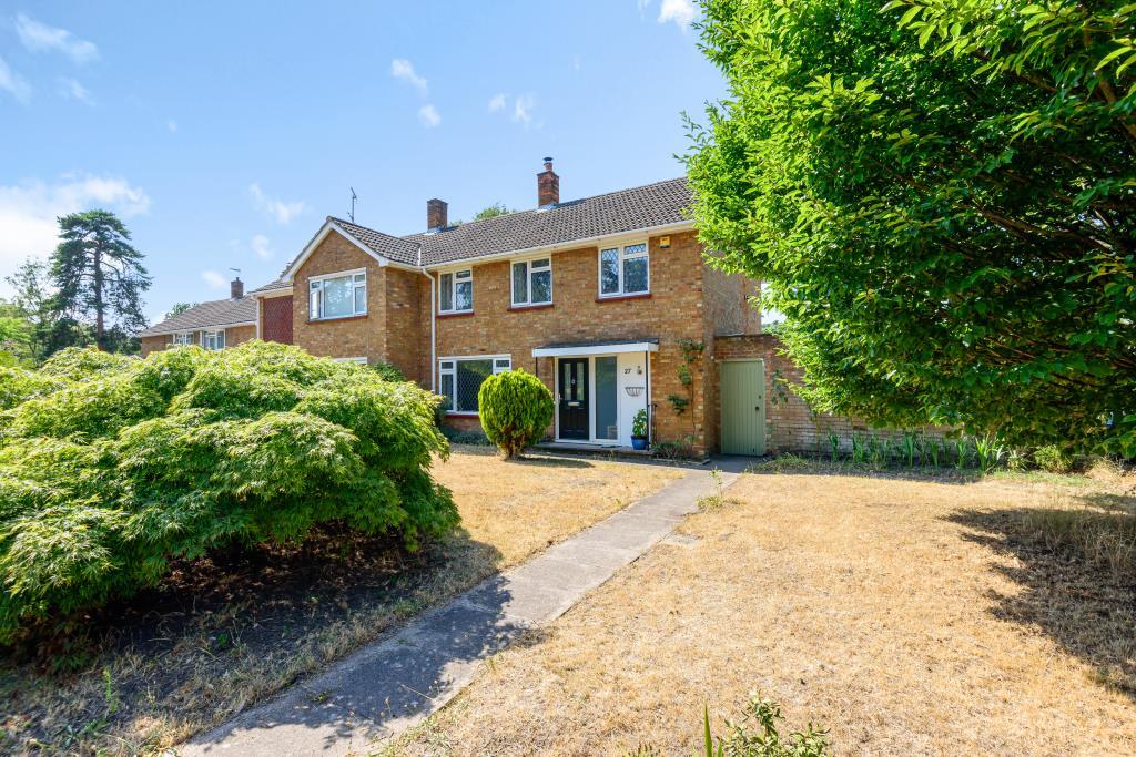 Harmans Water Road, Bracknell, RG12 3 bed semidetached house £1,600