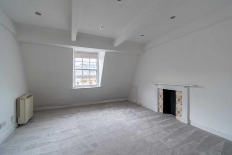 2 bedroom apartment to rent, Edgar Buildings, Bath