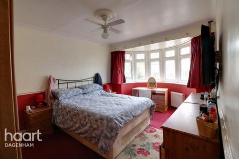 136 Manor Road, Dagenham, RM10 8BE