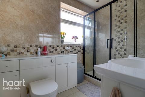 136 Manor Road, Dagenham, RM10 8BE
