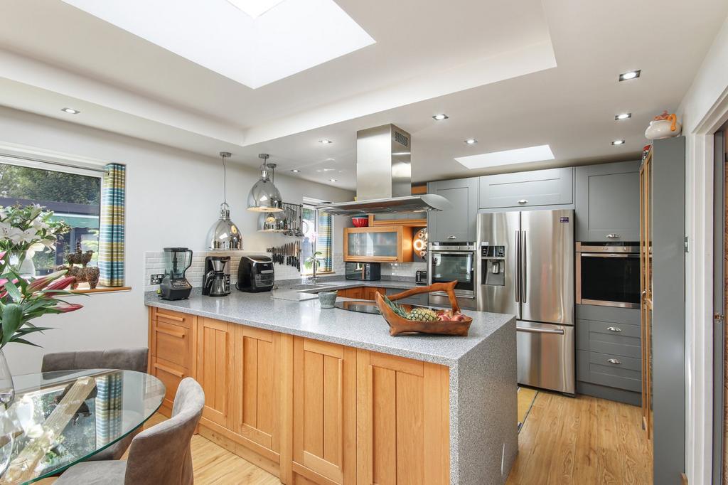 Kitchen Family Room