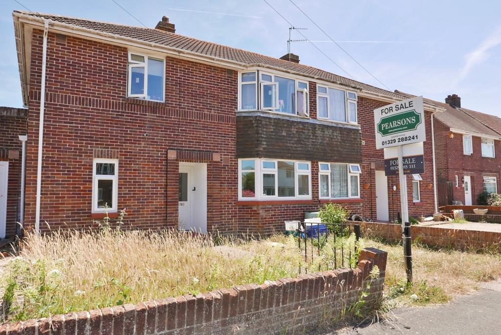 HILLSON DRIVE, FAREHAM 2 bed flat £180,000