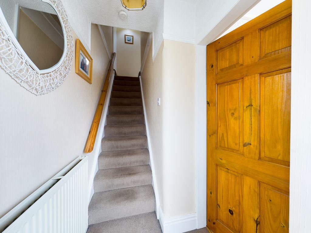 Flaxfield Road, Formby L37 8BH 3 bed semidetached house £260,000