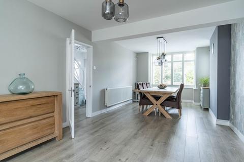 16 Bourne Road, Morton, Bourne, PE10 0RG