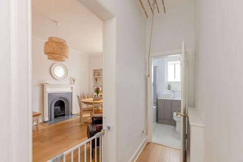 10/19 Cheyne Street, Edinburgh, EH4 1JE