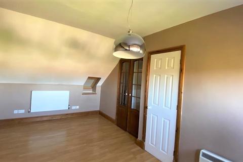 4 bedroom terraced house to rent - Rainsford Way, Hornchurch RM12