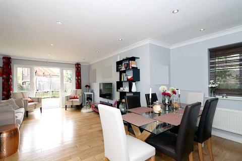 3 bedroom semi-detached house for sale - Priory Fields, Nascot Wood, Herts, WD17