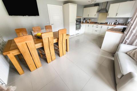16 Bedeswell Close, Hebburn, NE31 2GB