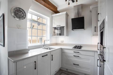 16 Cheapside, Knaresborough, HG5 8AX