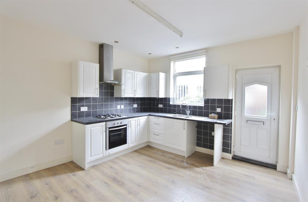 Robinson Road, Sheffield, S2 5QW 3 bed terraced house £775 pcm (£179 pw)