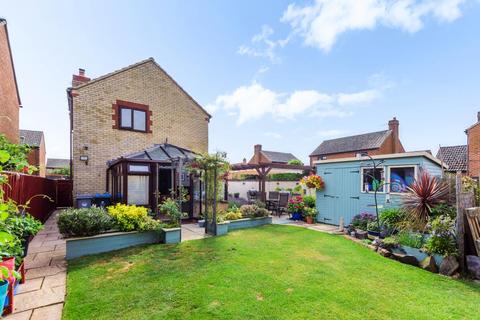 28 Cotswold Close, Minster Lovell, Witney, OX29 0SX