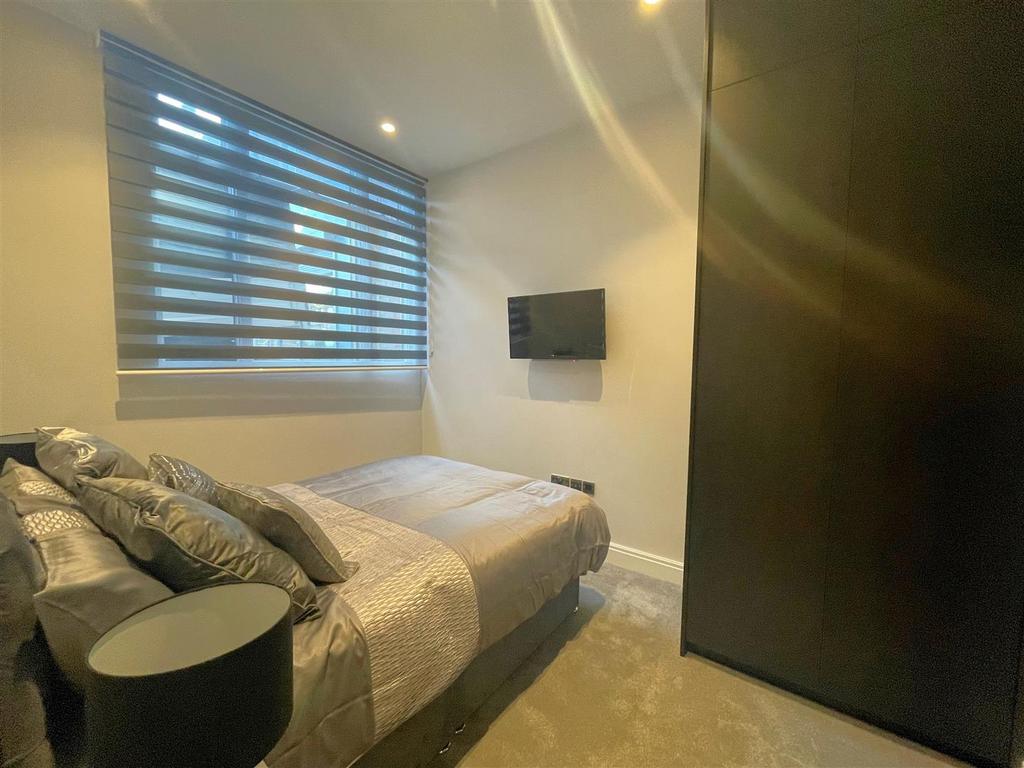 Bedroom.jpg