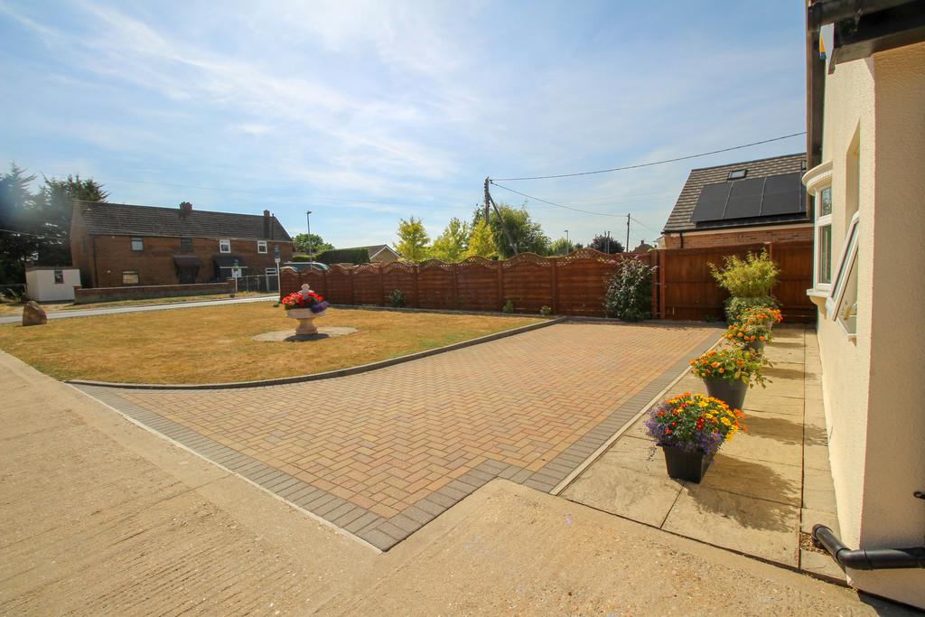 Toyse Lane, Burwell 4 bed detached bungalow £750,000