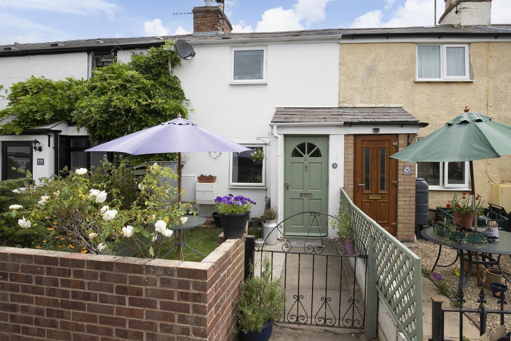 Rosehill Terrace, Coltham Fields GL52... 2 bed terraced house £245,000