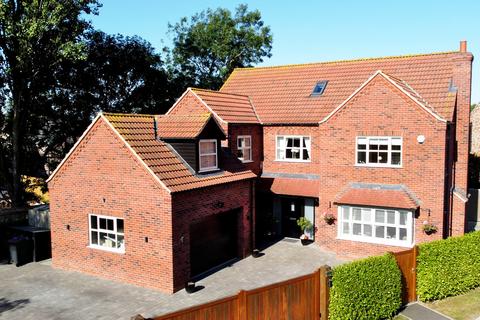6 bedroom detached house for sale, Thoresby Lane, Tetney DN36 5FT
