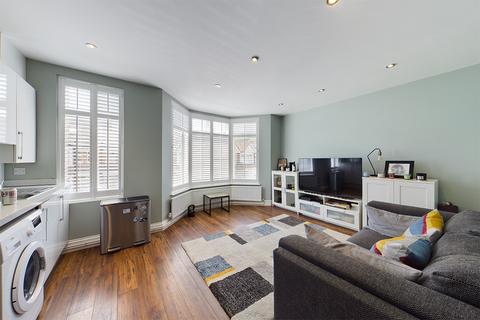 2 bedroom apartment for sale - Wellesley Road, Harrow