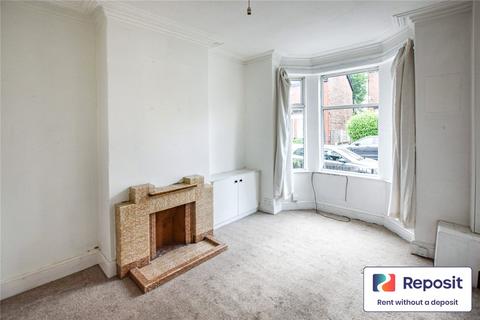 3 bedroom terraced house to rent, Algernon Street, Eccles, Manchester, M30