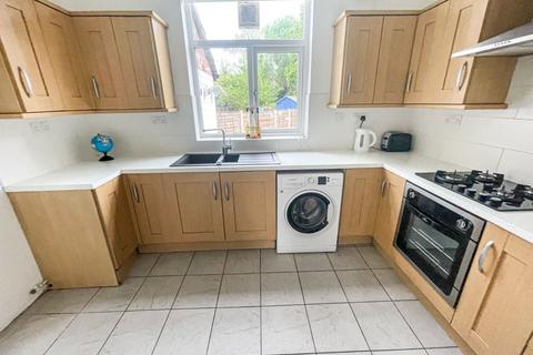 4 bedroom semi-detached house to rent, Mardale Avenue, Manchester, Greater Manchester, M20