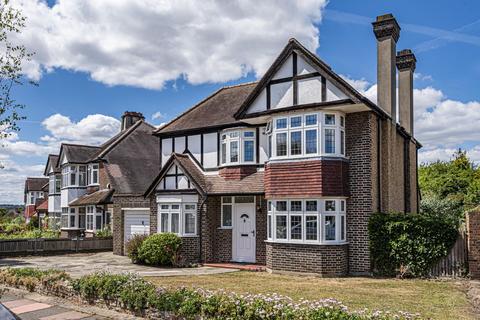 21 Uplands, Beckenham, BR3 3NB