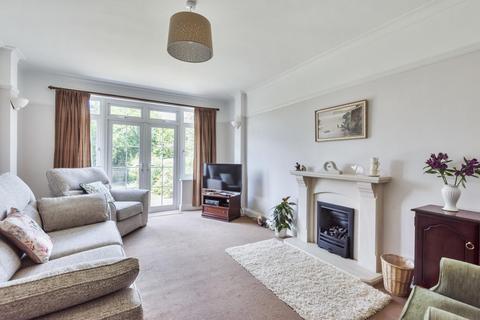 21 Uplands, Beckenham, BR3 3NB